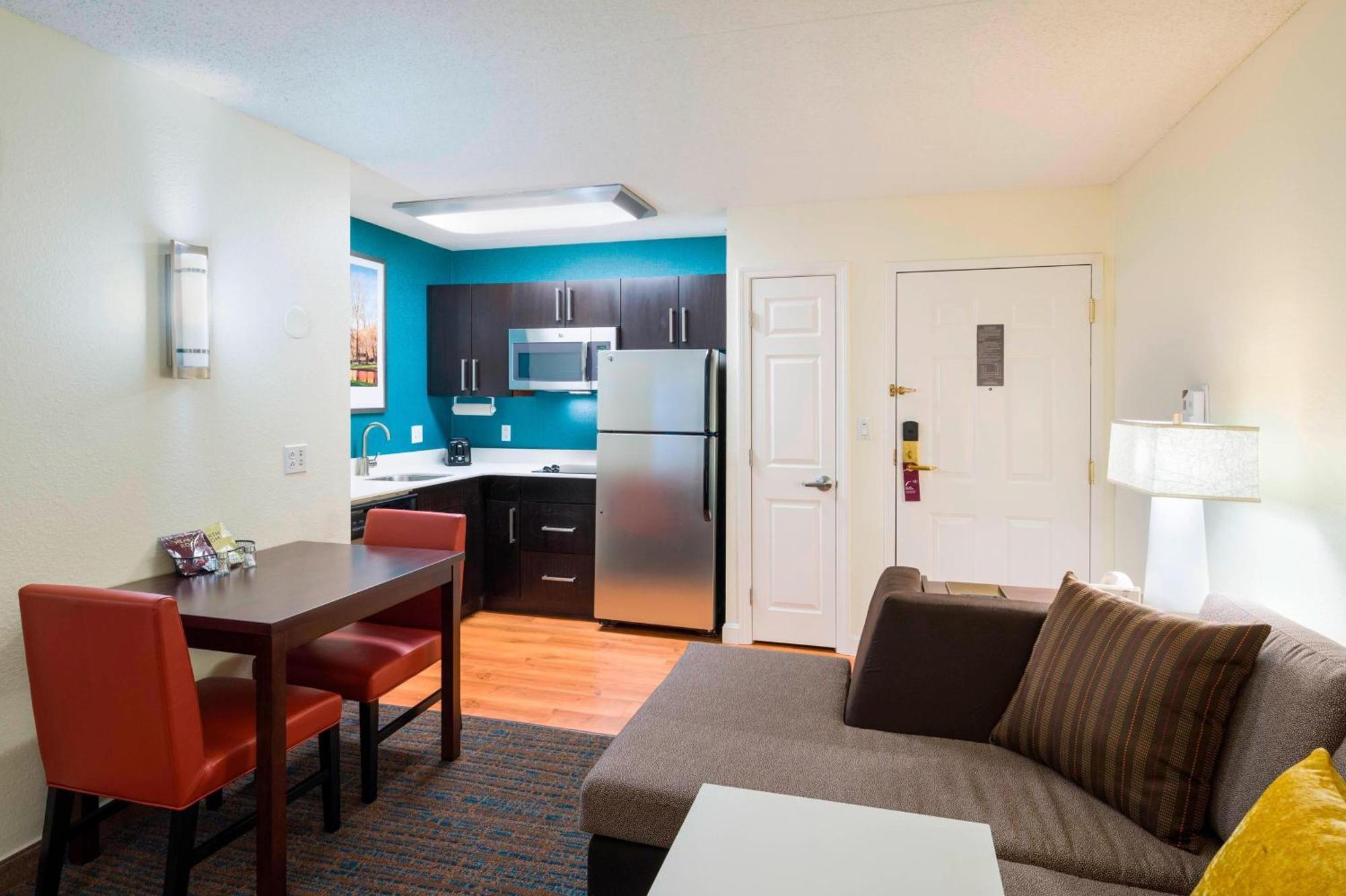 Residence Inn Boston Framingham Exterior photo